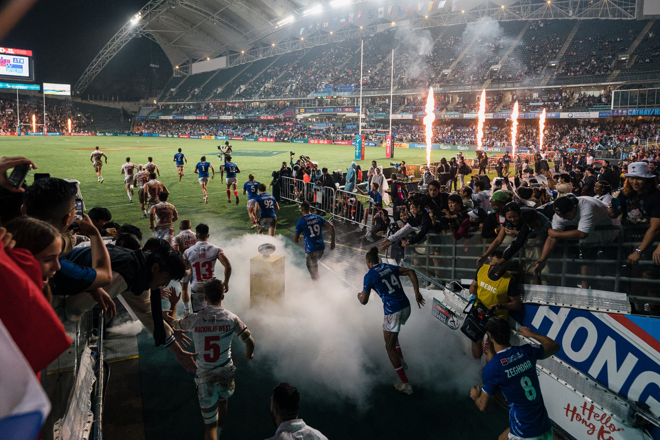 6Night Rugby, Racing & Macau Package Including Flights